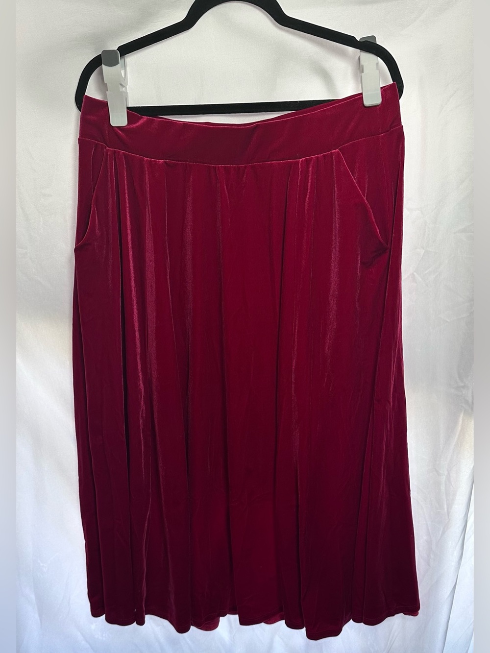 Torrid Tea Length Velvet A Line Skirt - Red Size 1